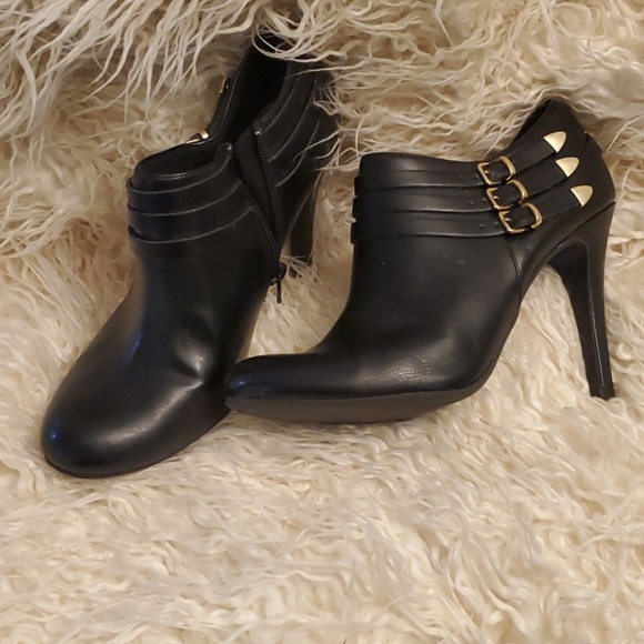 FIONI Clothing Shoes - Fioni black high heel boots sz 8